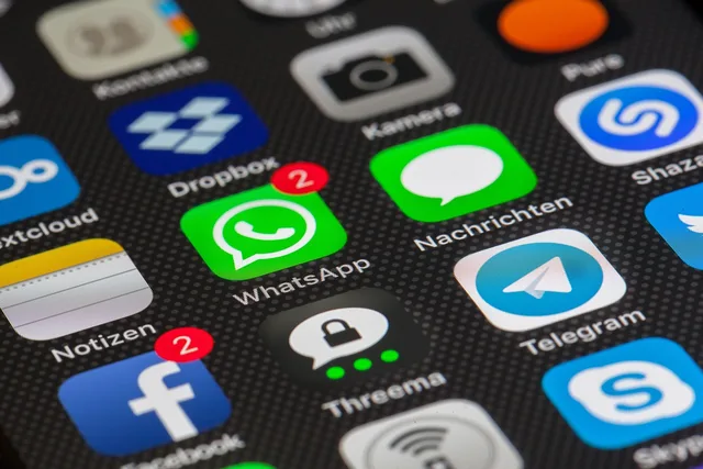 internet, whatsapp, smartphone, kommunikation, telefon, nätverk, app, chatt, mobil, nätverksanslutna, global, mobile, iphone, ios, ringa ett samtal, gemenskapen, sociala media, multimedia, webb, snabbmeddelande, pekskärm, threema, imessage, telegram, sociala nätverk, skriva, budbärare, media, social, kommunikation, telefon, app, iphone, iphone, iphone, iphone, iphone. Organisk räckvidd på sociala plattformar: vad påverkar den?